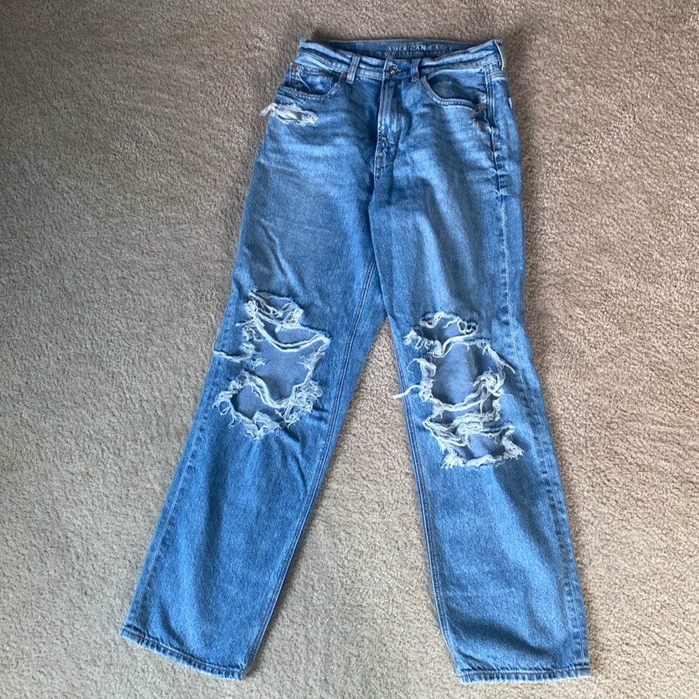 American Eagle distressed baggy jeans ❗️final pricedrop❗️